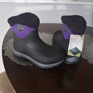 Artic apres slip on Muck boot